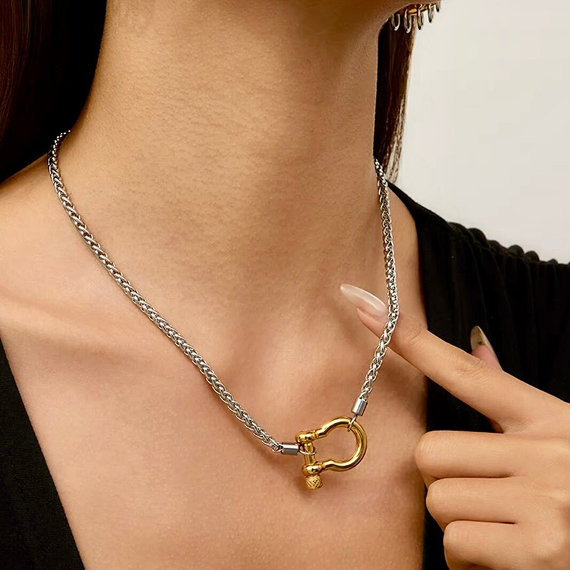 Collana con Catena Spessa a Ma - Horseshoe Game Set recensione e prezzo