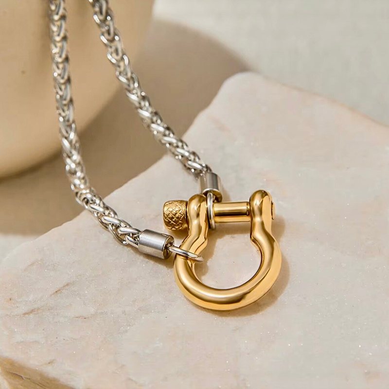 Collana con Catena Spessa a Ma - Horseshoe Game Set recensione e prezzo